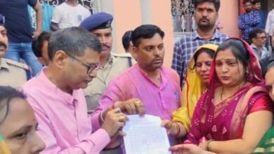 18 पार्षदों ने सामूहिक इस्तीफा