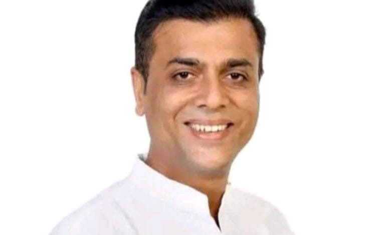 सरपंच चेतन मीणा