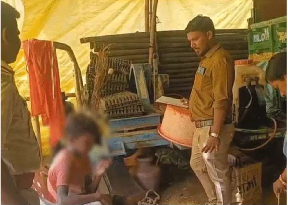 8 साल का मासूम बेटा