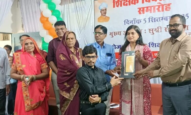 कलेक्टर सोनिया मीना