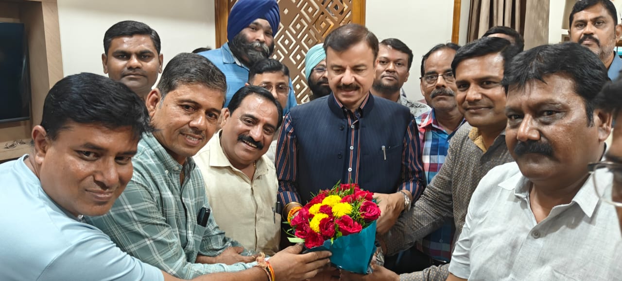 कैबिनेट मंत्री राव उदय प्रताप सिंह