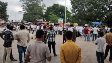 राष्ट्रवादी किसान आर्मी ने करेली में निकाली ट्रैक्टर रैली, किसानों ने जताया आक्रोश