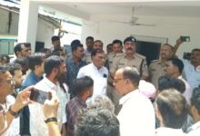 युवक पर जानलेवा हमला