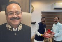 भोपाल में रिटायर्ड पीडब्ल्यूडी अफसर के ठिकानों पर लोकायुक्त का बड़ा छापा, 3 करोड़ का सोना और 17 टन शहद बरामद