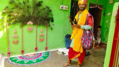 श्रवण कुमार की कथा सुनाकर भाव-विभोर कर रहे वासुदेव संप्रदाय के राम वासुदेव और साथी Janta express live