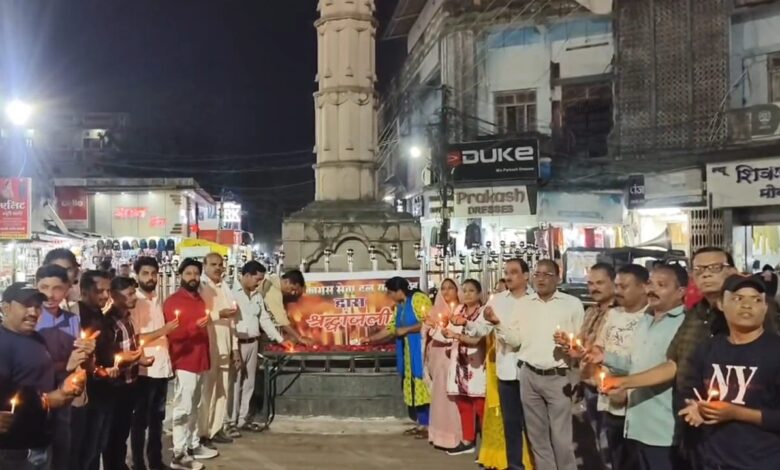 मध्यप्रदेश कांग्रेस सेवा दल यंग ब्रिगेड द्वारा पूरे प्रदेश सहित इटारसी में भी दी श्रद्धांजलि