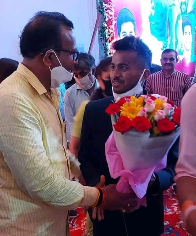 नर्मदापुरम में खेल राजनीति के दलदल में धँसा — मैदान उजड़े, खिलाड़ी तरसे, अफसर मौन