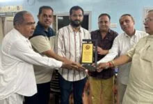 इटारसी में सिंधी समाज और अपोलो सेज हॉस्पिटल ने लगाया निःशुल्क स्वास्थ्य परामर्श शिविर, भाजपा नगर अध्यक्ष राहुल चौरे ने किया शुभारंभ
