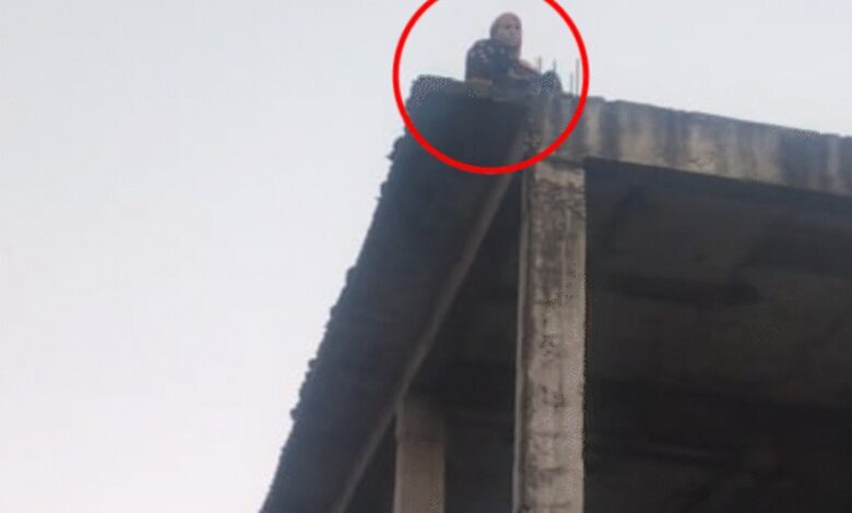 भोपाल में महिला टीचर Janta Express Live