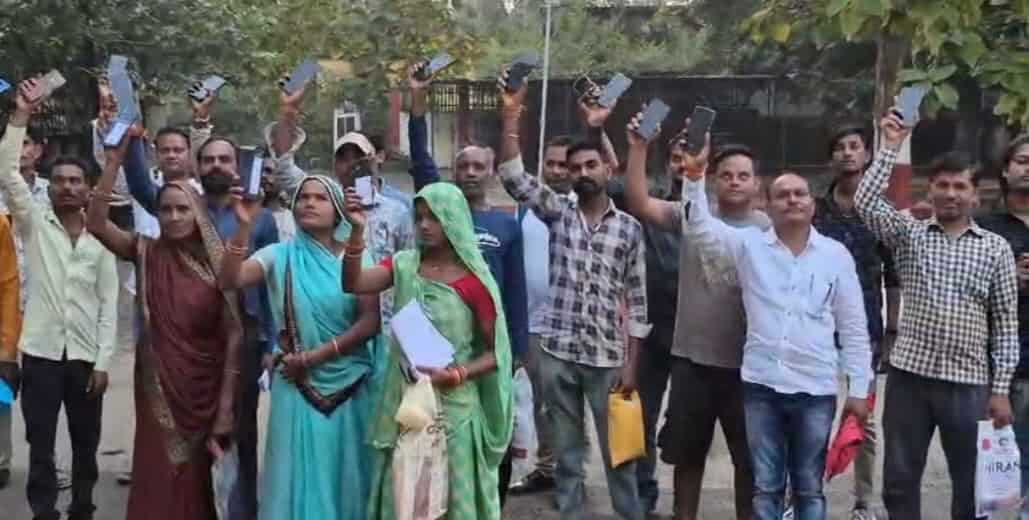 नरसिंहपुर पुलिस ने लौटाई खुशियाँ: 15 लाख कीमत के 65 गुम मोबाइल बरामद, दीपावली से पहले सौंपे नागरिकों को
Janta express live