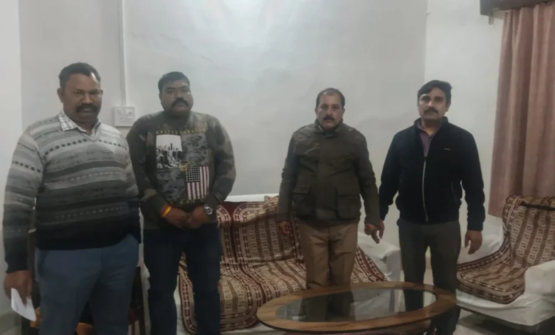 Sdm स्टेनो रिश्वत लेते गिरफ्तार