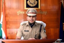 पुलिसकर्मी निलंबित