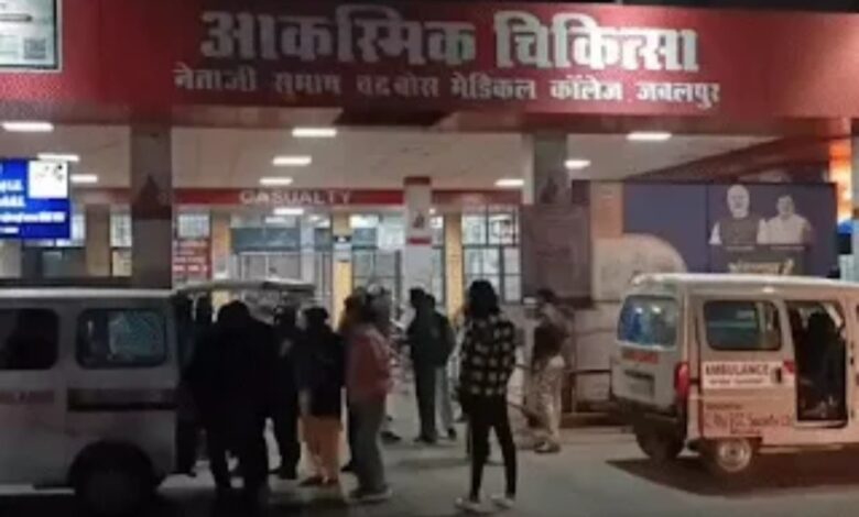 मदनमहल स्टेशन