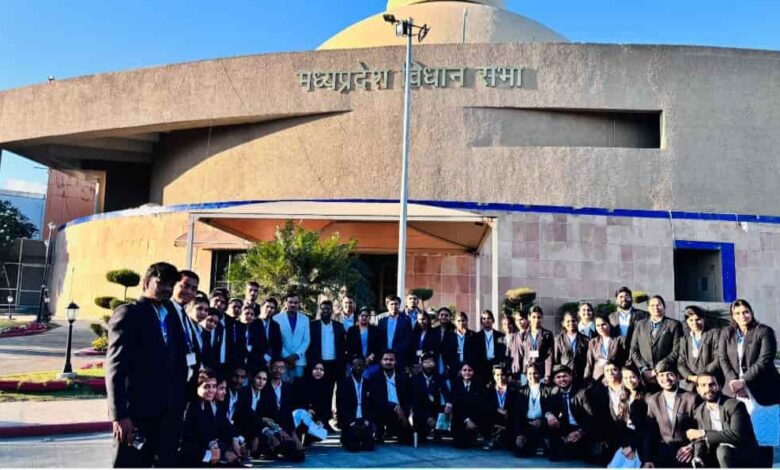 शासकीय विधि महाविद्यालय नर्मदापुरम