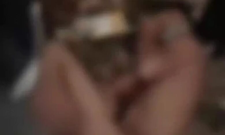 निर्वस्त्र कर पीटा