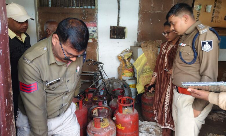 सोहागपुर गैस सिलेंडर कालाबाजारी