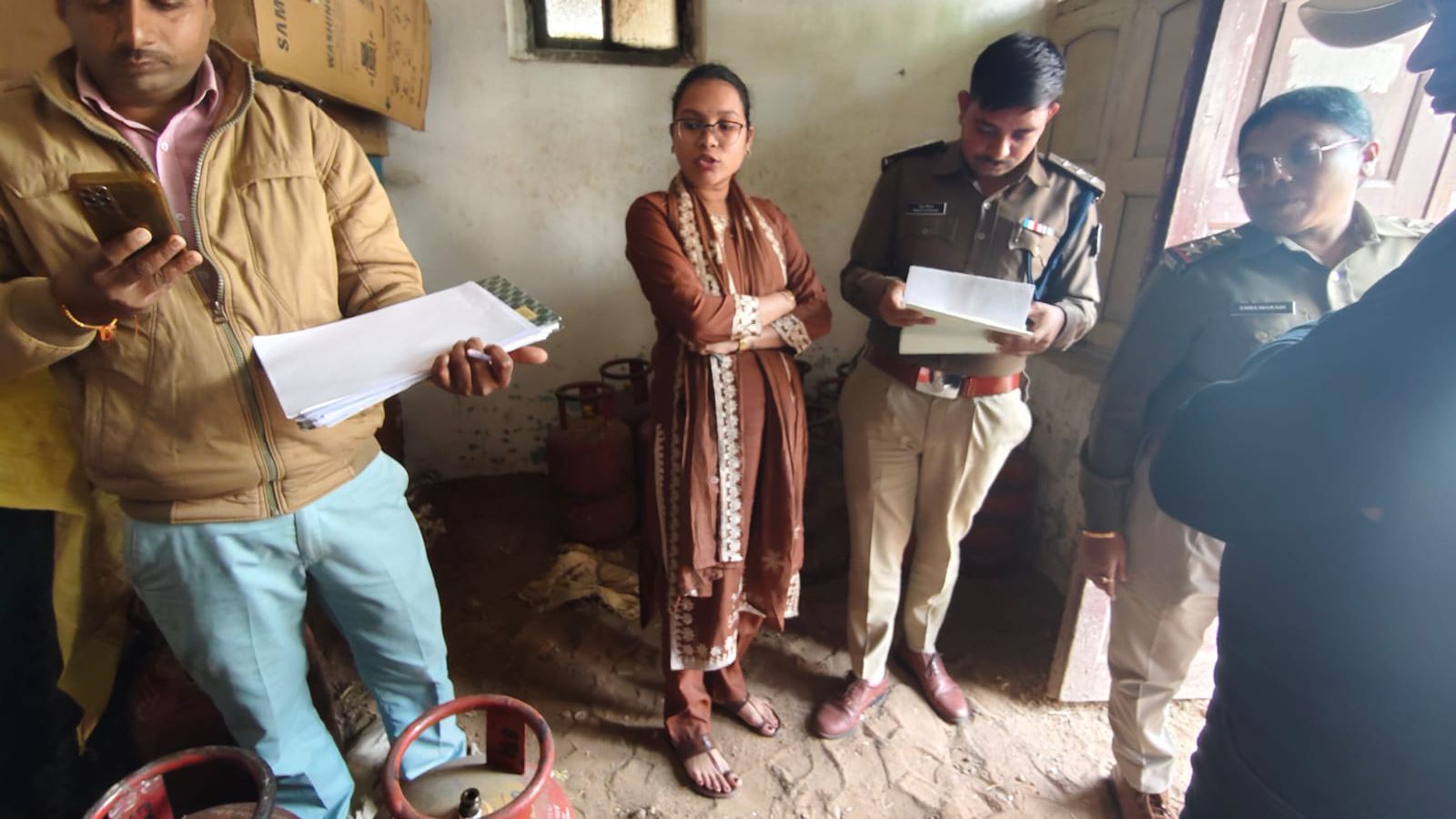 सोहागपुर गैस सिलेंडर कालाबाजारी