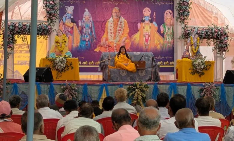 सुश्री धामेश्वरी देवी प्रवचन